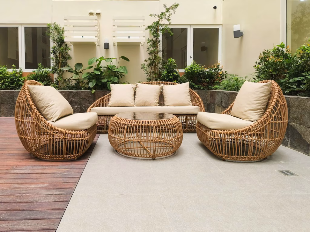 L’art du home staging : valoriser les espaces extérieurs pour séduire les acheteurs
